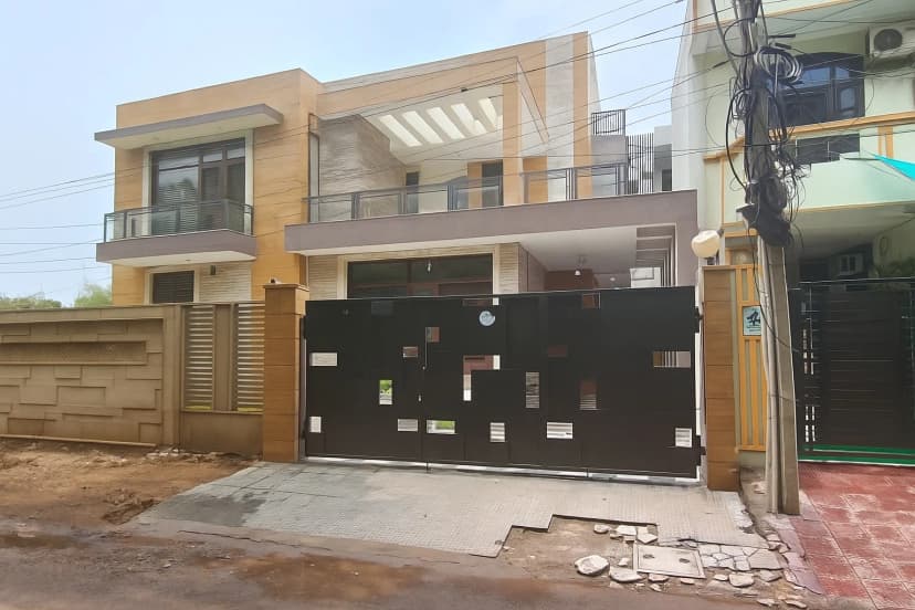 Modern Contemporary Residential Renovation – Jaipur