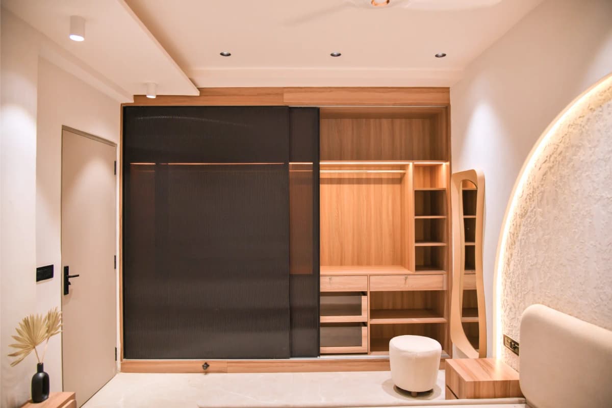 Wabi-Sabi Inspired Residential Flat result 7